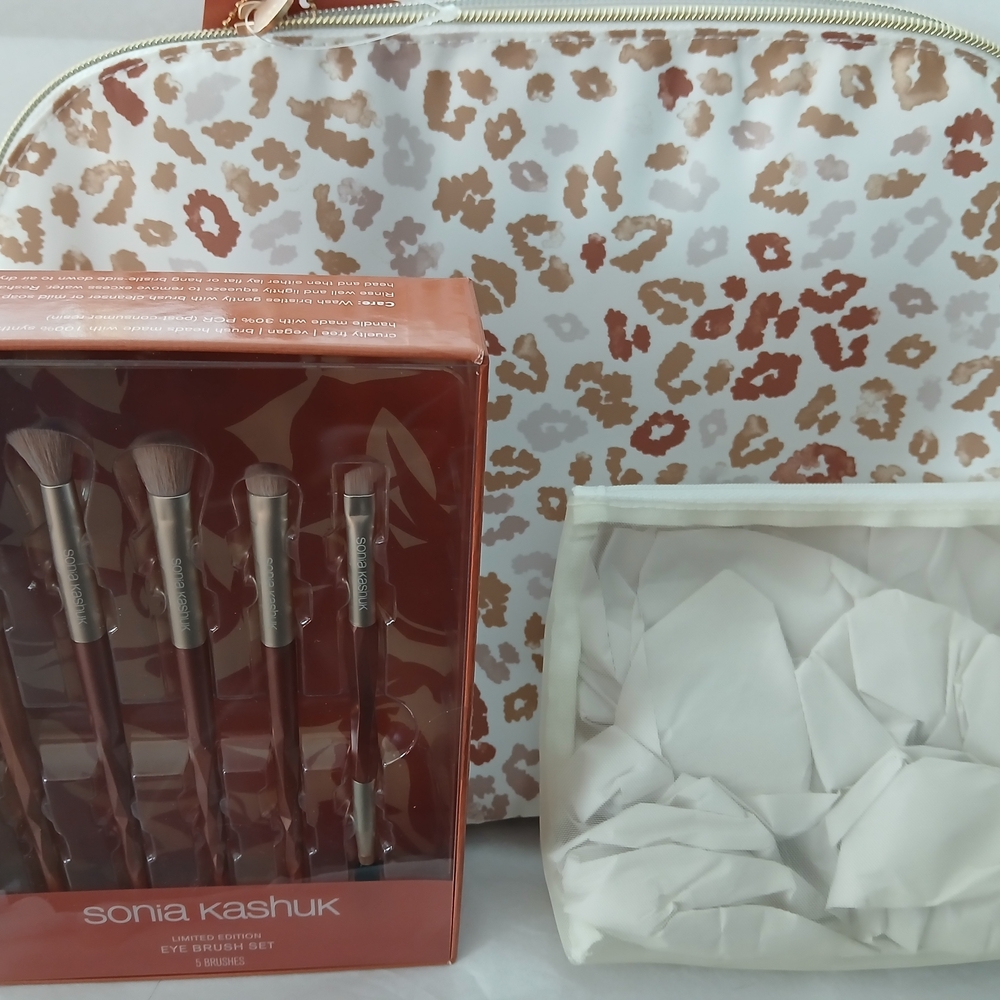 Sonia Kashuk Brush Set with Leopard Print Bag And Mini Bag Set